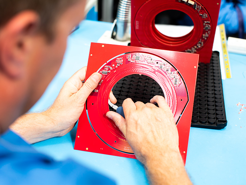 Guide - Through Hole Assembly benefits Guide - Through Hole Assembly benefits