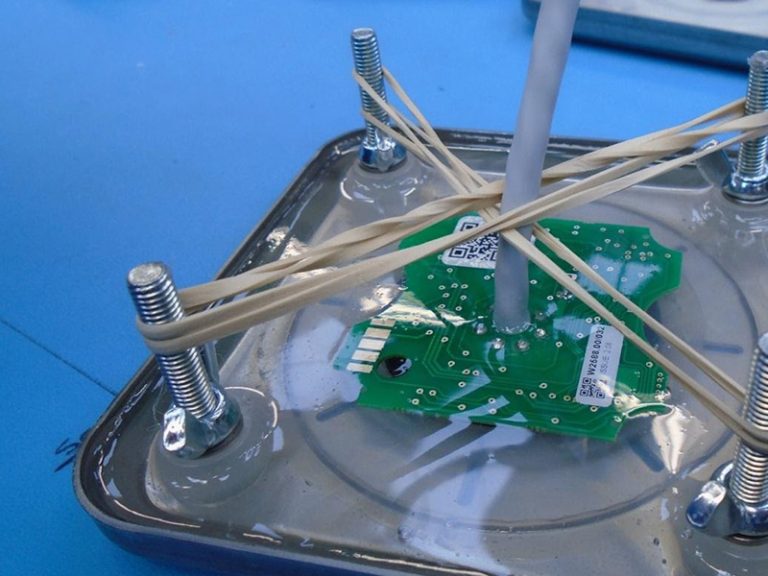 Electronics Manufacturing Electronic Potting MPE