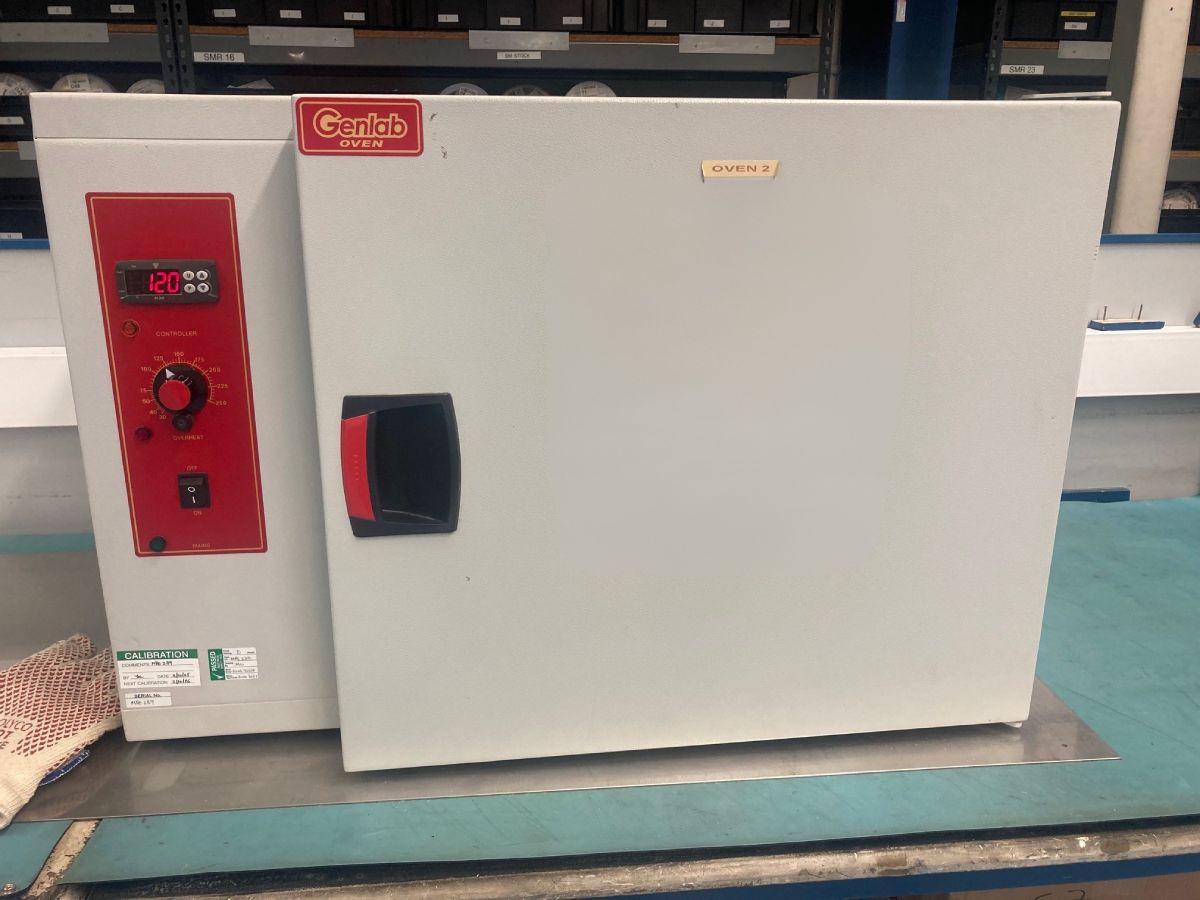 Genlab Oven